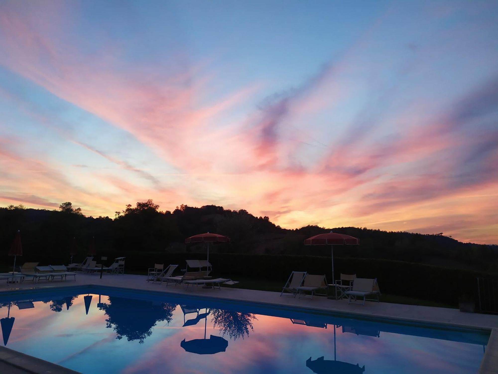 Agriturismo Buon Riposo - Country Resort In The Heart Of Tuscany San Giovanni a Corazzano Exterior foto