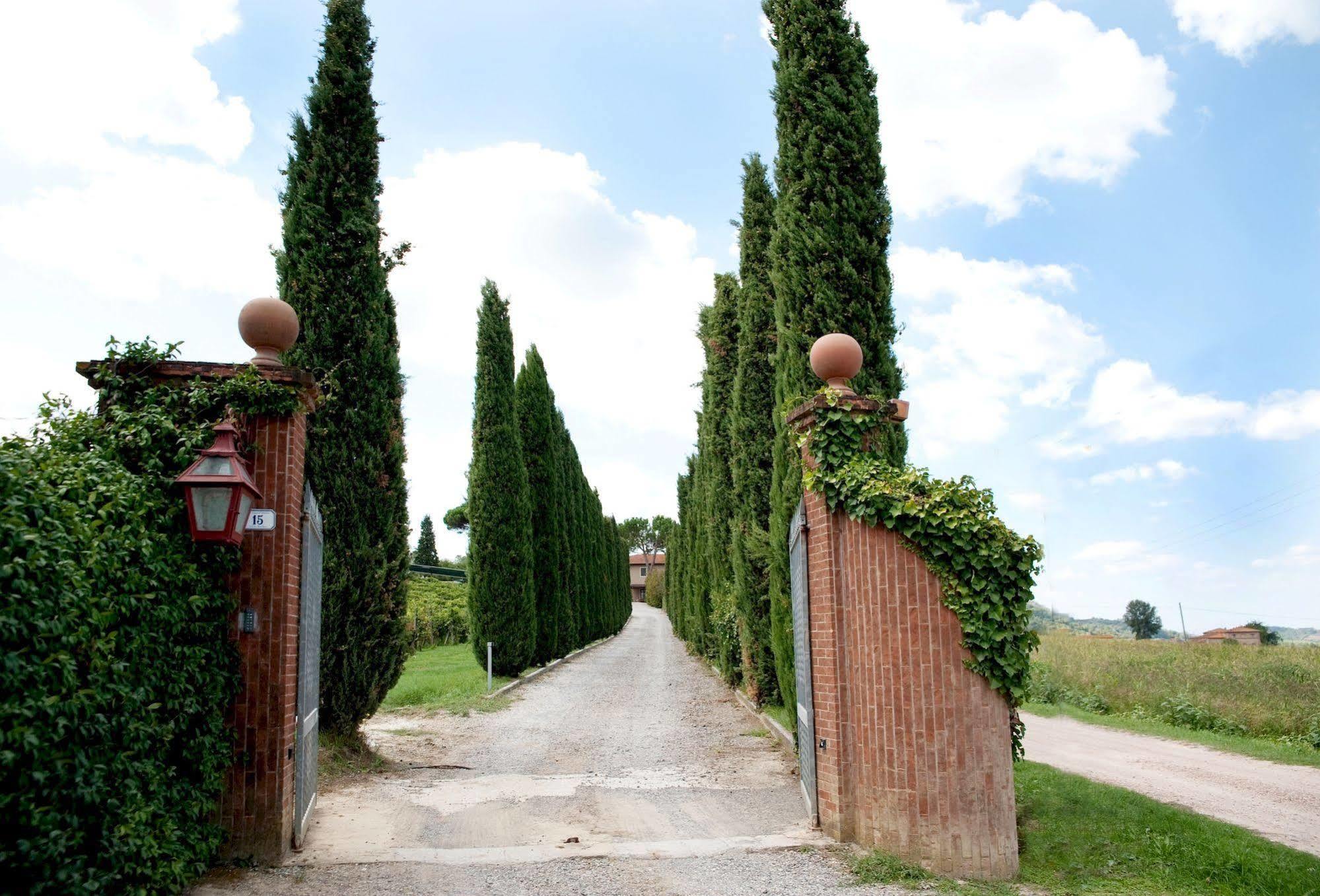 Agriturismo Buon Riposo - Country Resort In The Heart Of Tuscany San Giovanni a Corazzano Exterior foto